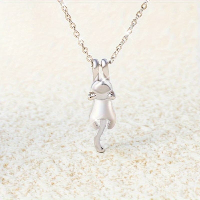 TEMU Cat Pendant Clavicle Necklace, Easy And Elegant Design, Sweet And Cute Little , Suitable For Daily Wear And Vacation, Full Of Fashion Sense