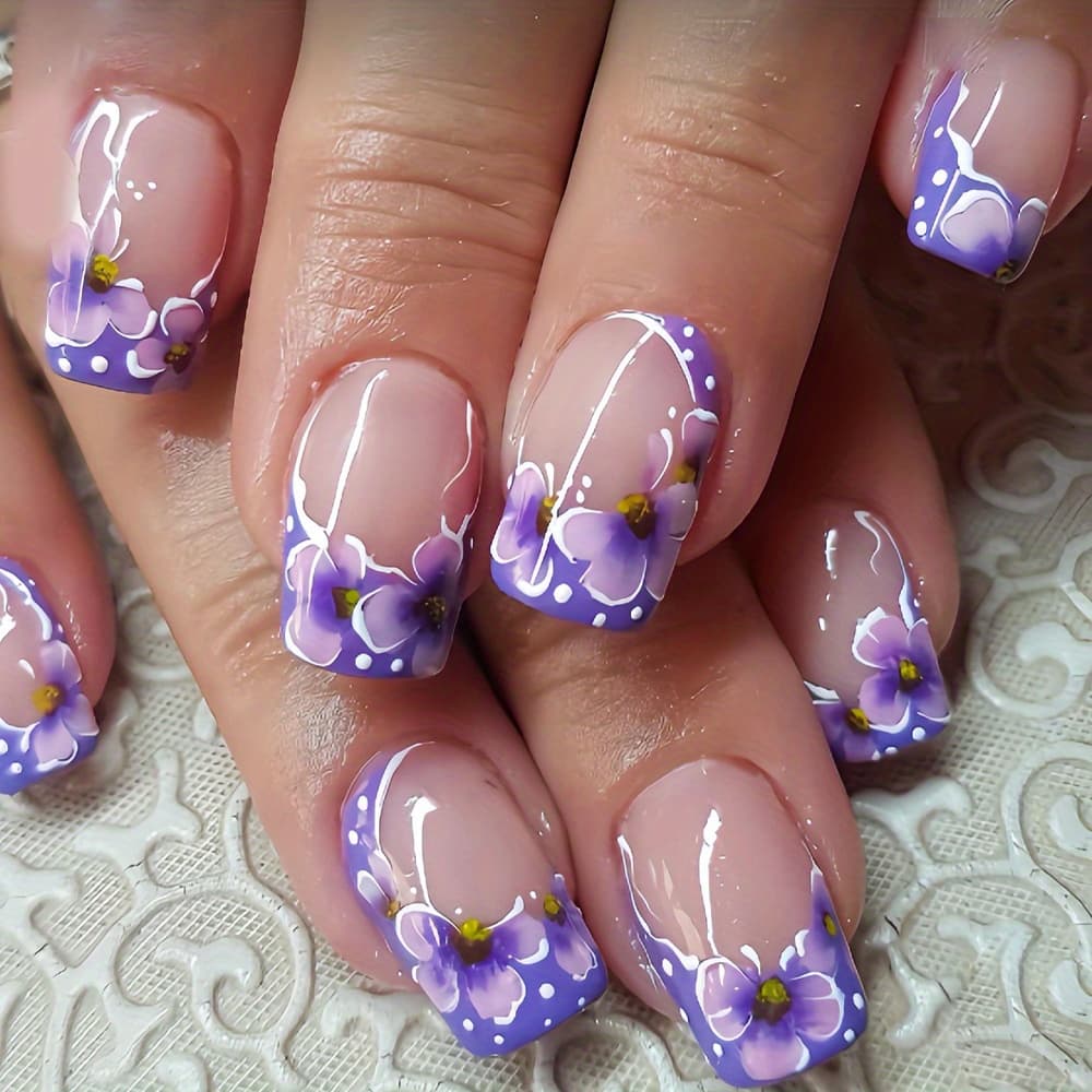 TEMU Enhance Your This 24pcs Set Of Classic Elegant Light Purple Floral French Fake Nails Featuring White Polka Dots And Stripes. This Stylish And Versatile Nail Kit Is Wear And Summer For Women And