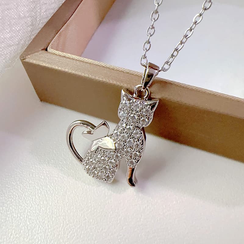 TEMU Stylish And Elegant Necklace For Parties, Perfect As A Gift For Christmas Or Birthdays