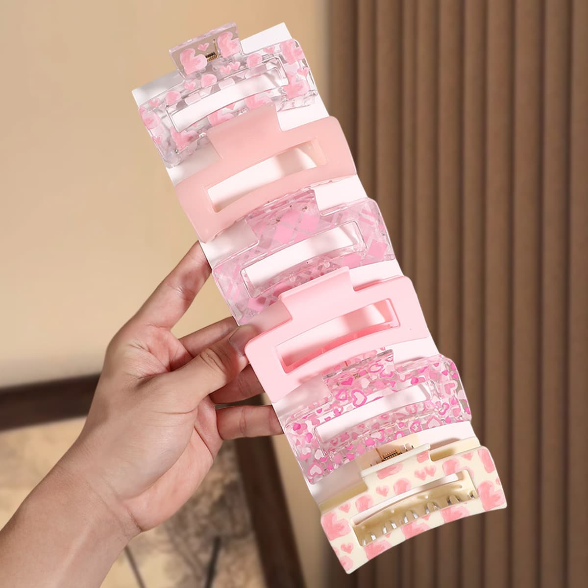 TEMU A Large Sweet Rectangular Hair Claw Clip With , A Easy Everyday Hair Clip For Women, Suitable For Thick Or Fine Hair Updos