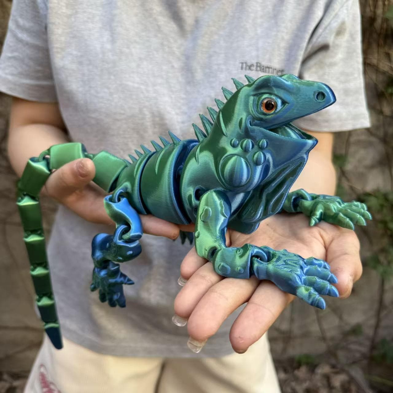 TEMU 3d Printed Animals Printed Realistic Lizard Multi-joint Flexible Movable Laser Gradient Hot-selling Model Figurine