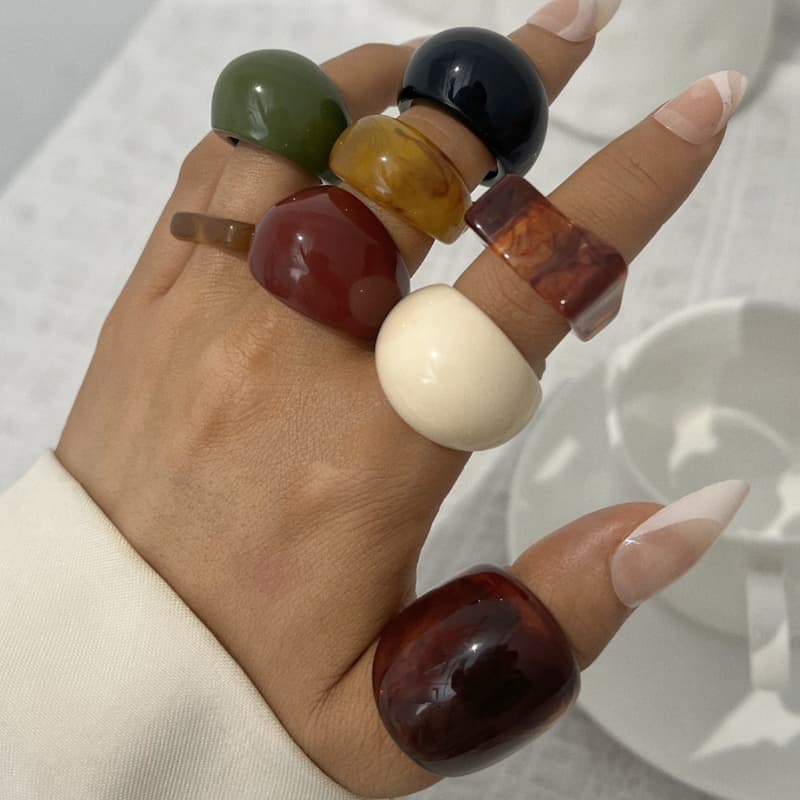 TEMU 8pcs Women's Ring Set Vintage Multicolor Geometric Round Resin Plain Band Rings Gemstone Thick Jewelry Suitable For ' Daily Wear Bestie Gift