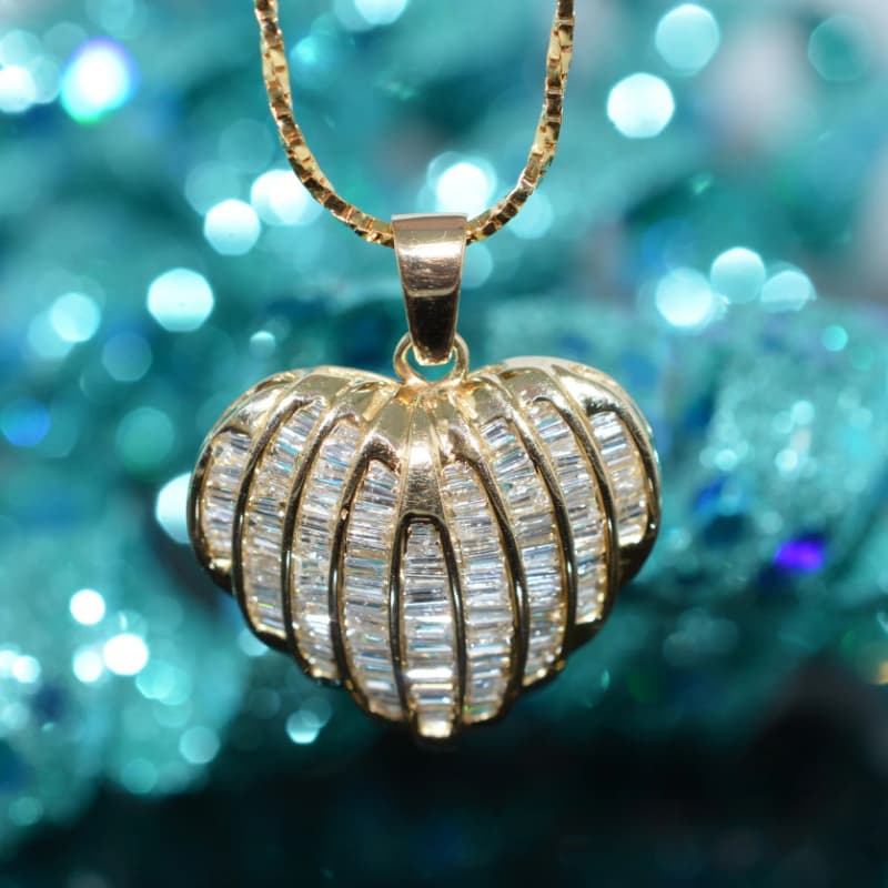 TEMU Heart-shaped Golden Synthetic Zirconia Pendant Women' Banquet Vacation Casual Party Wedding Anniversary Accessory