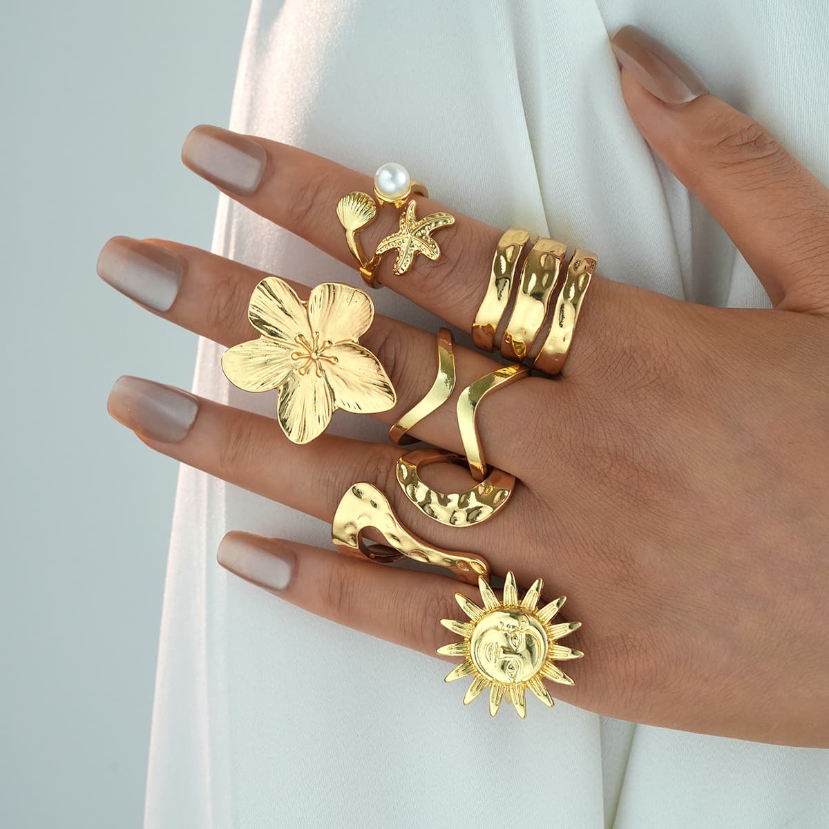 TEMU 6pcss Women's Rings Trendy 6pcs Set Golden Starfish Sunflower Rings Stackable Fashion Jewelry Women's Multi-layered Stacked Additions