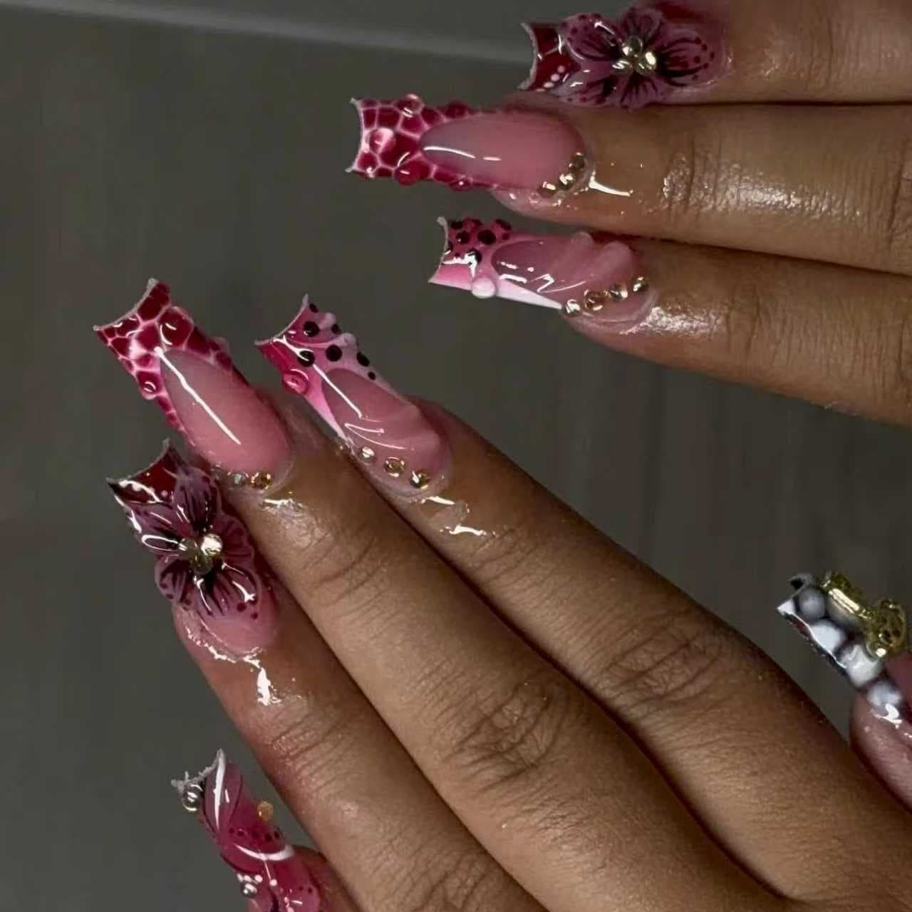 TEMU Cross-border Fashion Wearable Nails European And American French Style Polka Dot Print 3d Carved Resin Fake Nail Tips Detachable