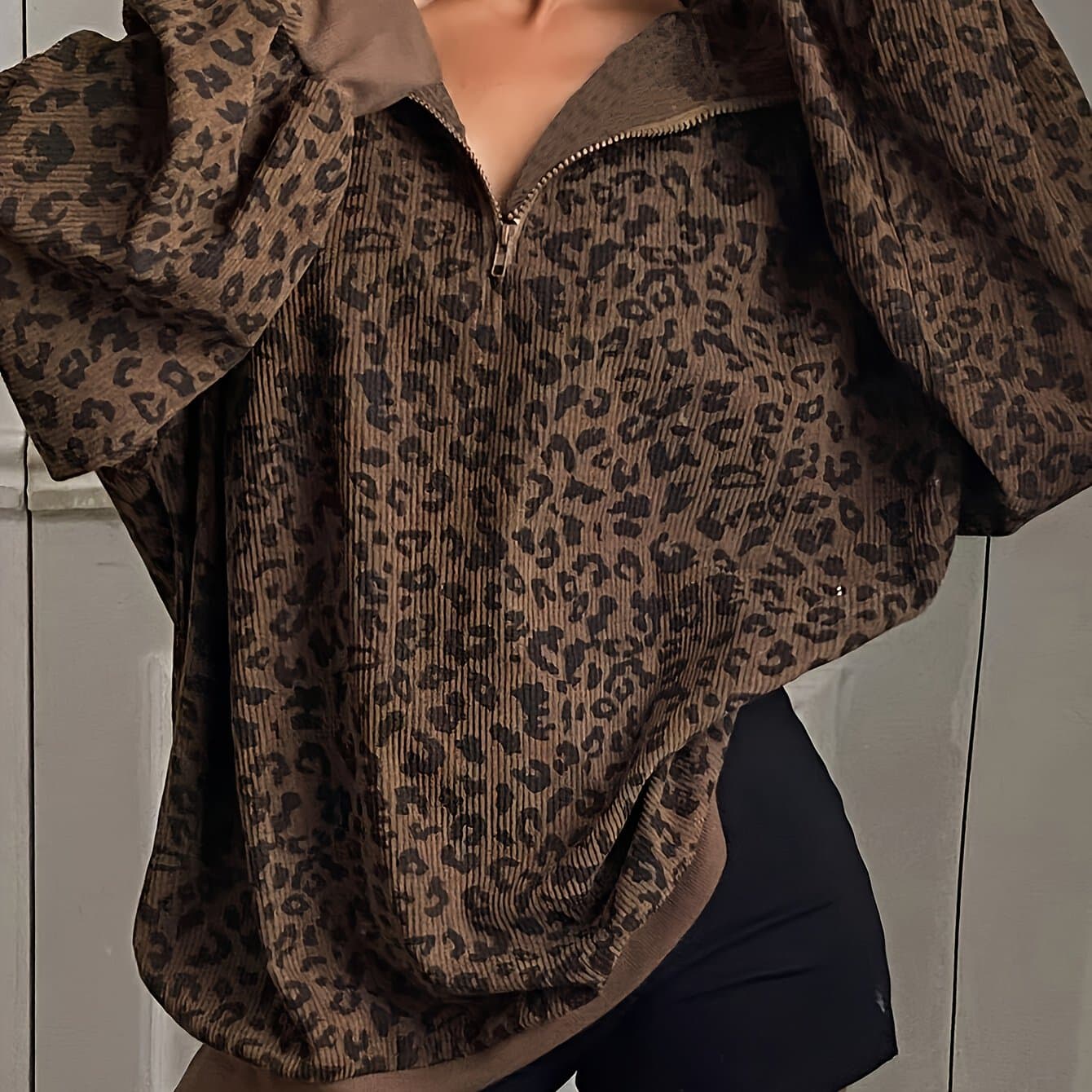 TEMU Spring/summer/autumn Women's Casual Zip-up Long Sleeve Leopard Print Sweatshirt With Turn- Collar