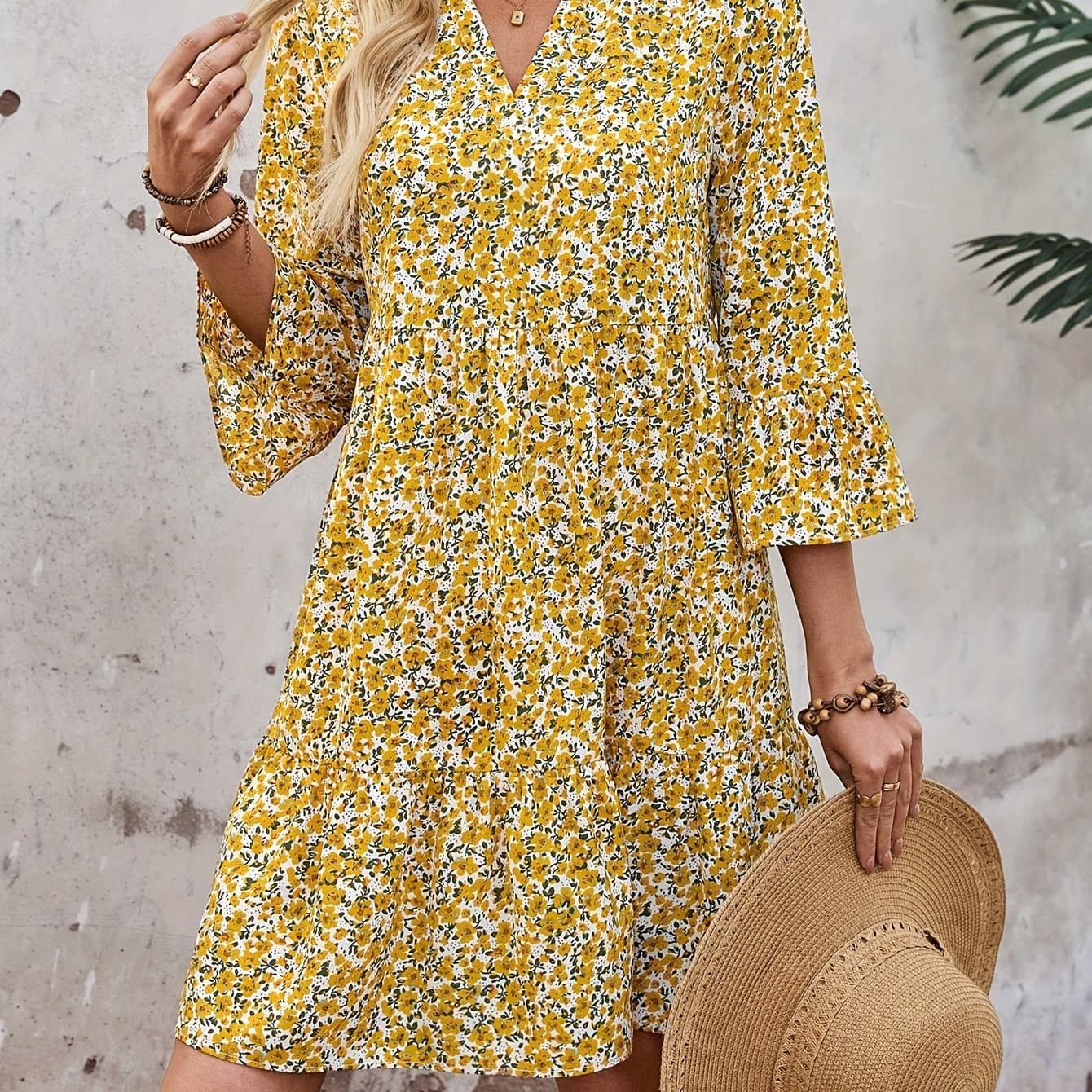 TEMU Women's Floral Print V-neck Flared Sleeve Short Vacation Dress
