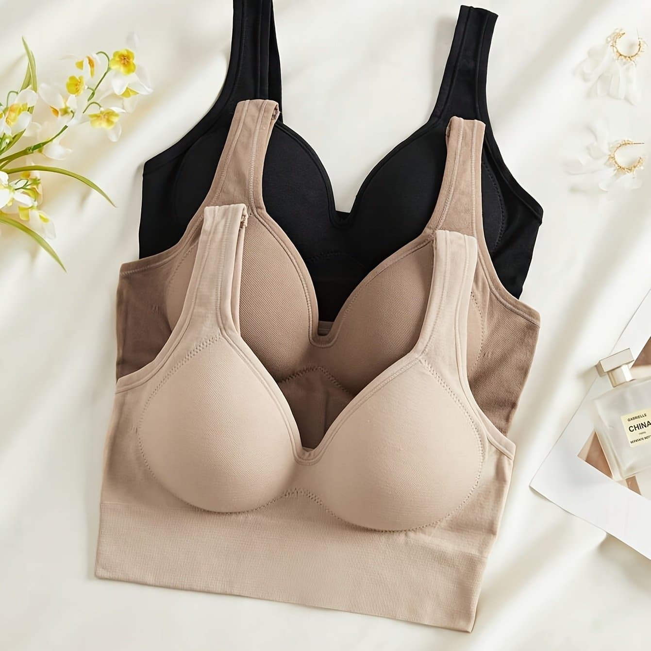 TEMU 3pcs Set Solid Color Women's Fixed Cup Simple And Elegant Seamless Bra, Wire-free, Wide Shoulder Pads, 1pc Cups, Bra, Sports Bra, Lingerie