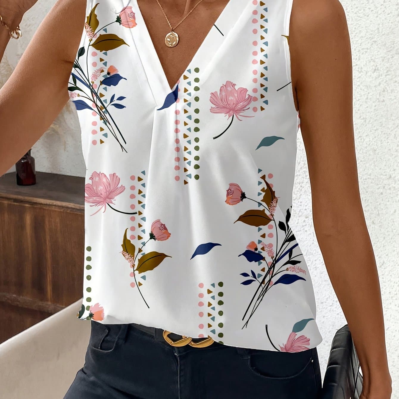 TEMU Fashionable And Simple V-neck Sleeveless Printed Top, Versatile For Spring, Summer, And Autumn Casual, Work, And Travel Wear, Off-shoulder And Easy To Care For