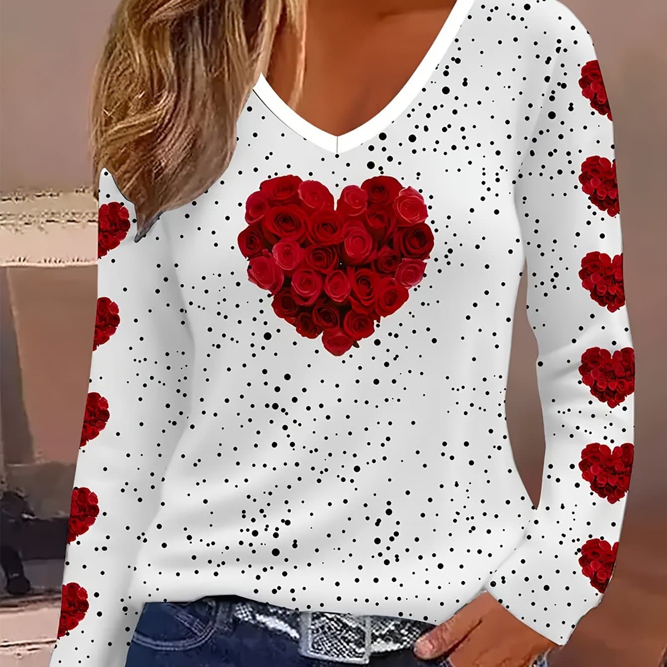 TEMU New Autumn And Elegant Heart Print Suitable For Daily Casual Photo Temperament Women V-neck T-shirt Top