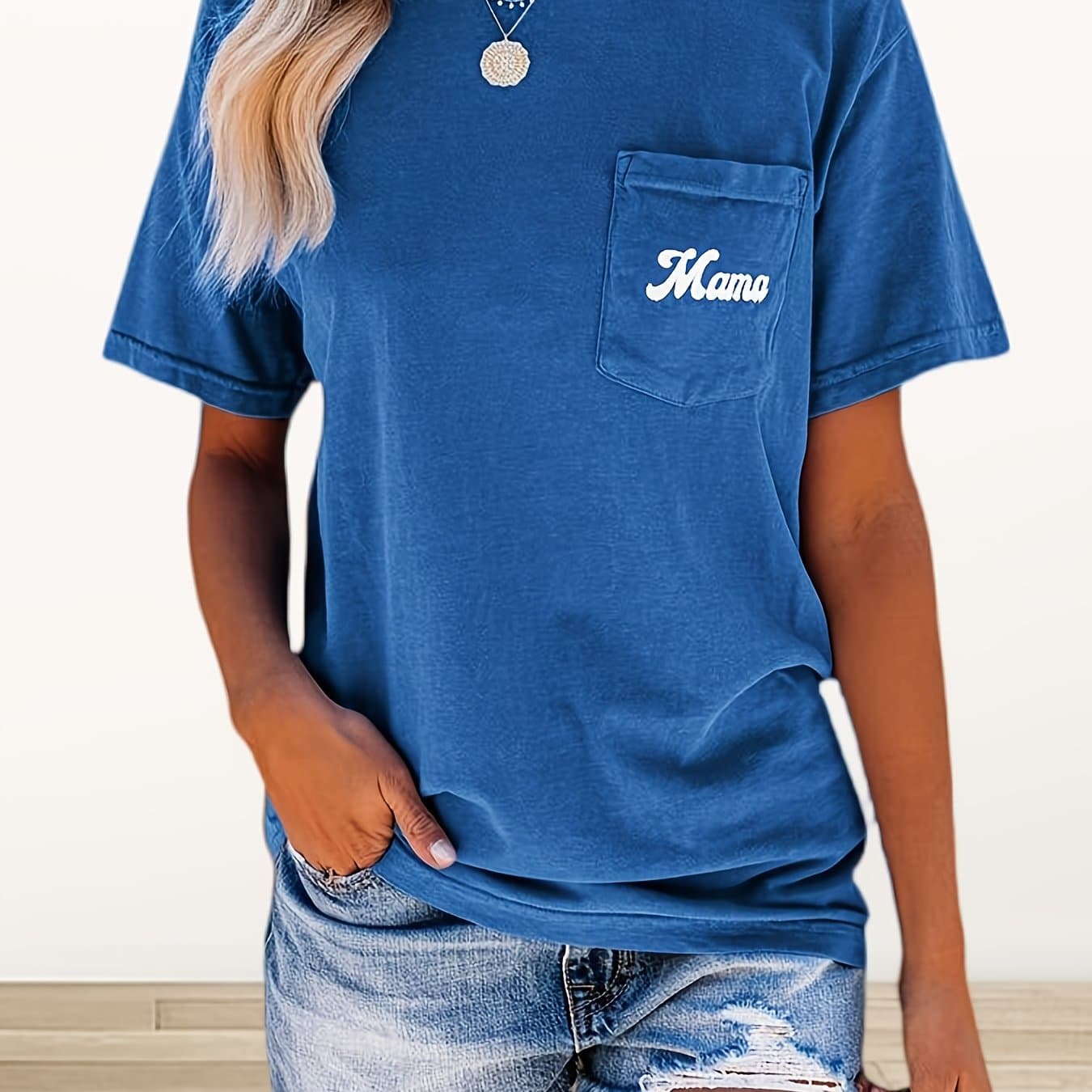 TEMU Basic Crew Neck T-shirt For Women Featuring A Letter Print, Short Sleeves, Pockets, And A Loose Fit, Perfect For Summer