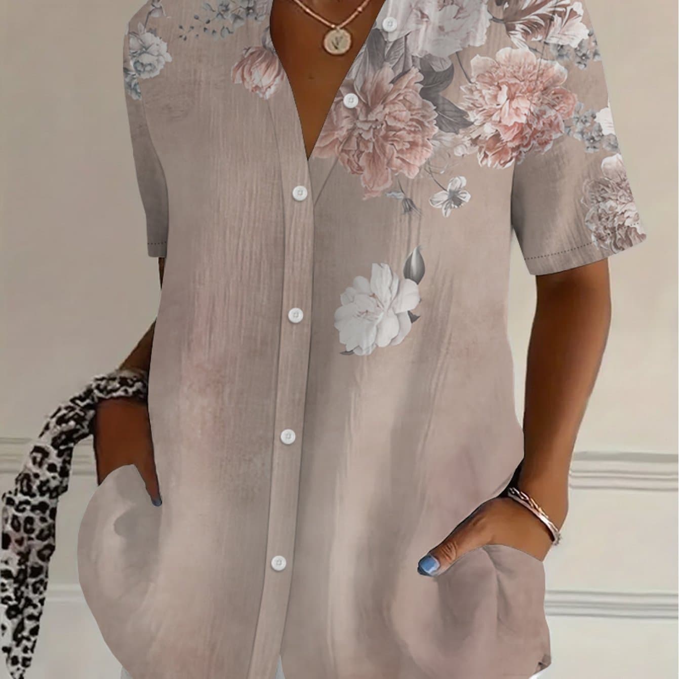 TEMU A Plus-size Women's Floral Print Shirt, Trendy Fashionable Printed Cardigan, Casual Sportswear, Comfortable Short-sleeved Summer Top