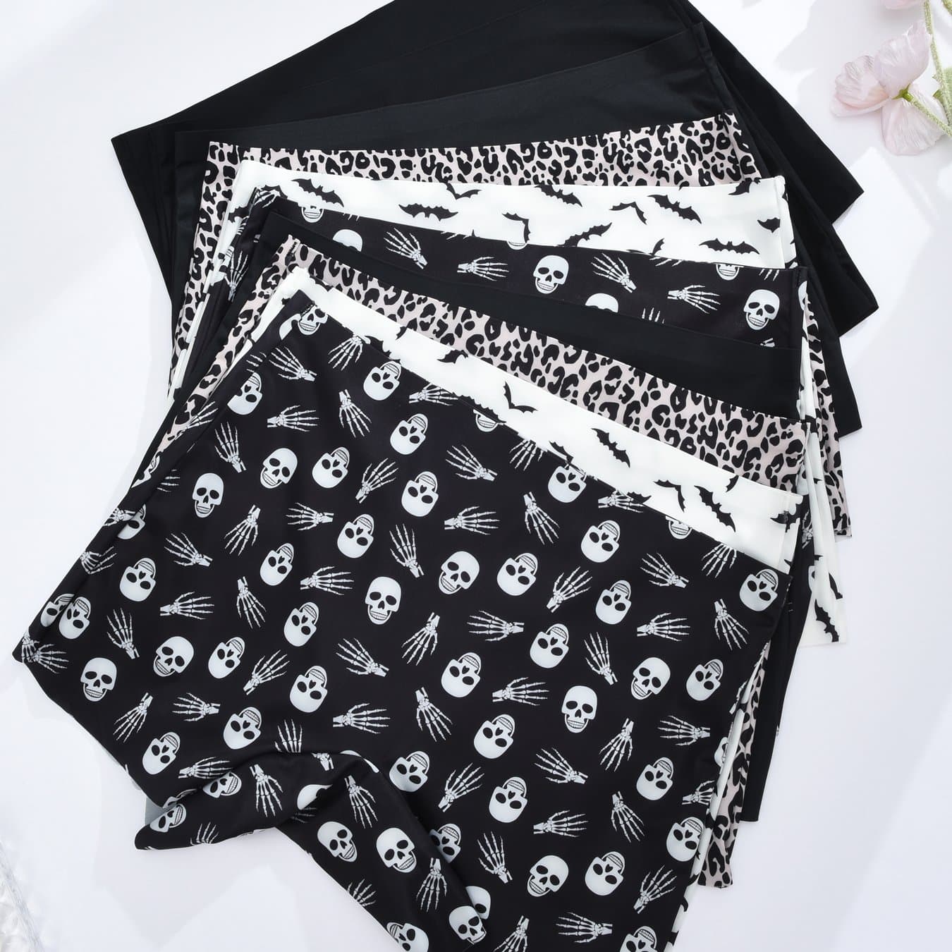 TEMU 10pcs Women Seamless Boxer Panty Shorts Halloween Underwear Soft And Comfortable Lingerie