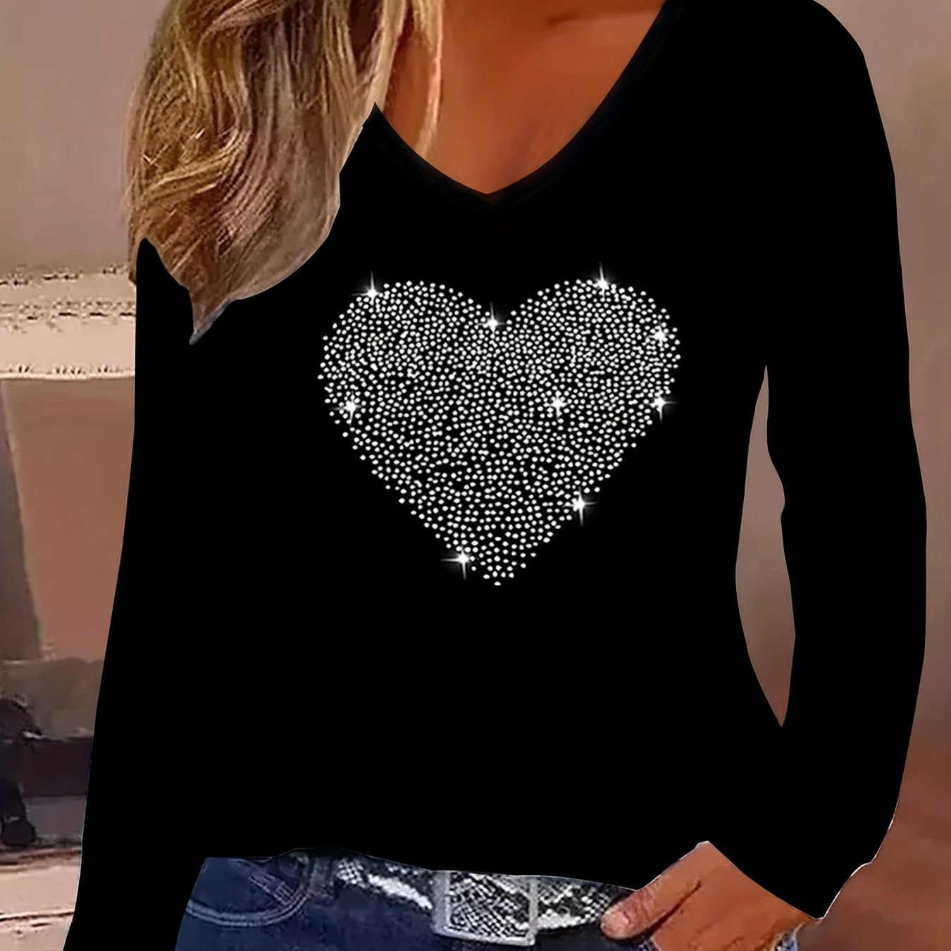 TEMU Elegant Women's Long Sleeve Top With Large Heart , Fashionable Chicken Neckline T-shirt