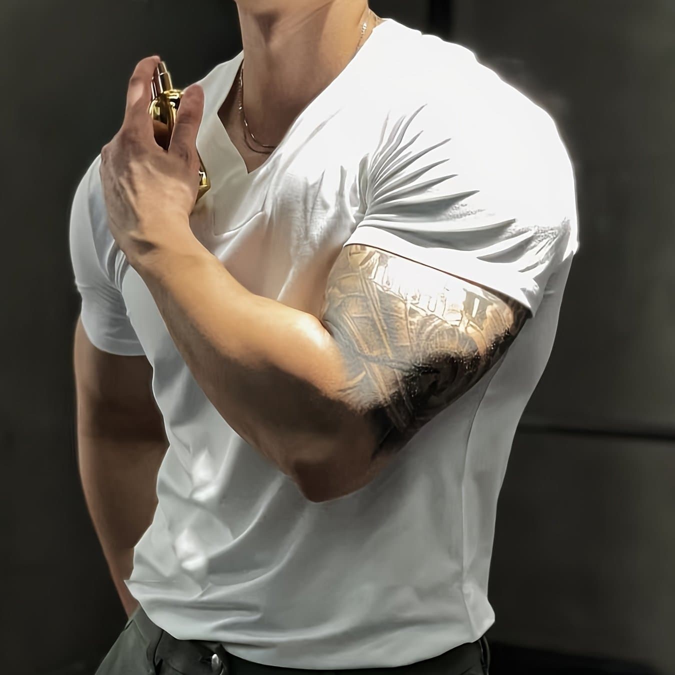 TEMU Men's Summer Quick-dry V-neck T-shirt - Breathable & Stretchy Solid Color Running Tee, Slim Fit With Moisture-wicking Polyester, Ideal For Gym & Outdoor Activities