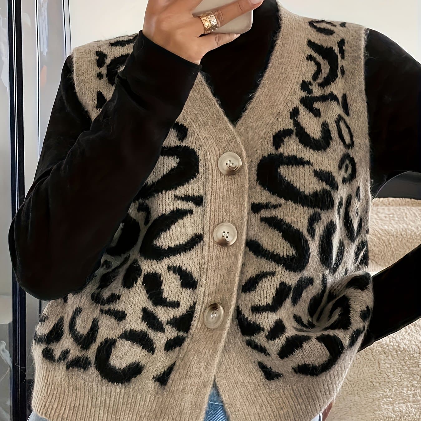 TEMU New Stylish And Elegant Sleeveless Leopard Print Vest With A V-neck And Unique Button Design For Women