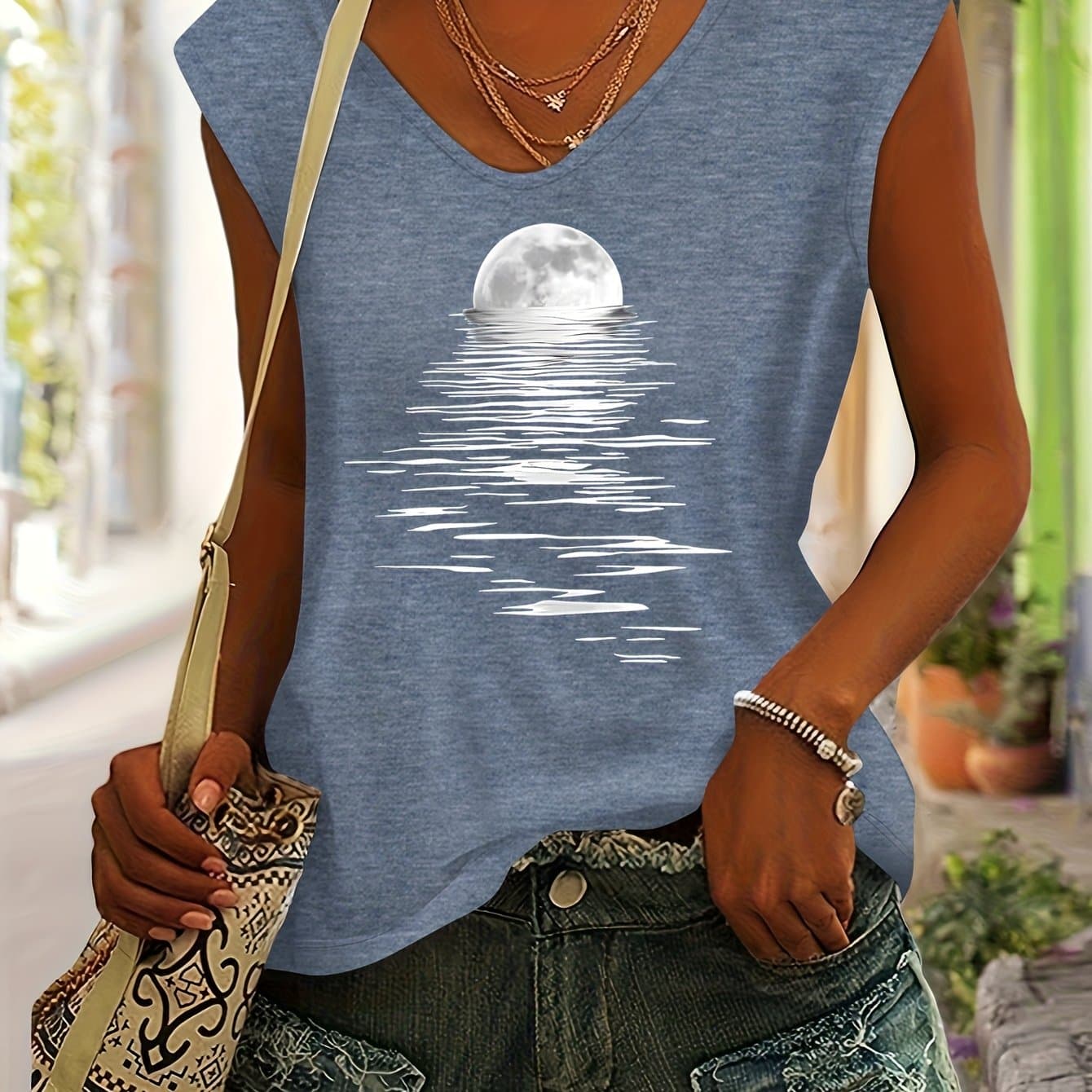 TEMU Women's Breathable Rayon V-neck T-shirt - Moon & Fitted Beach Top, Short Sleeve Casual Summer Blouse For Vacation, Machine Washable Spring/summer Outfits