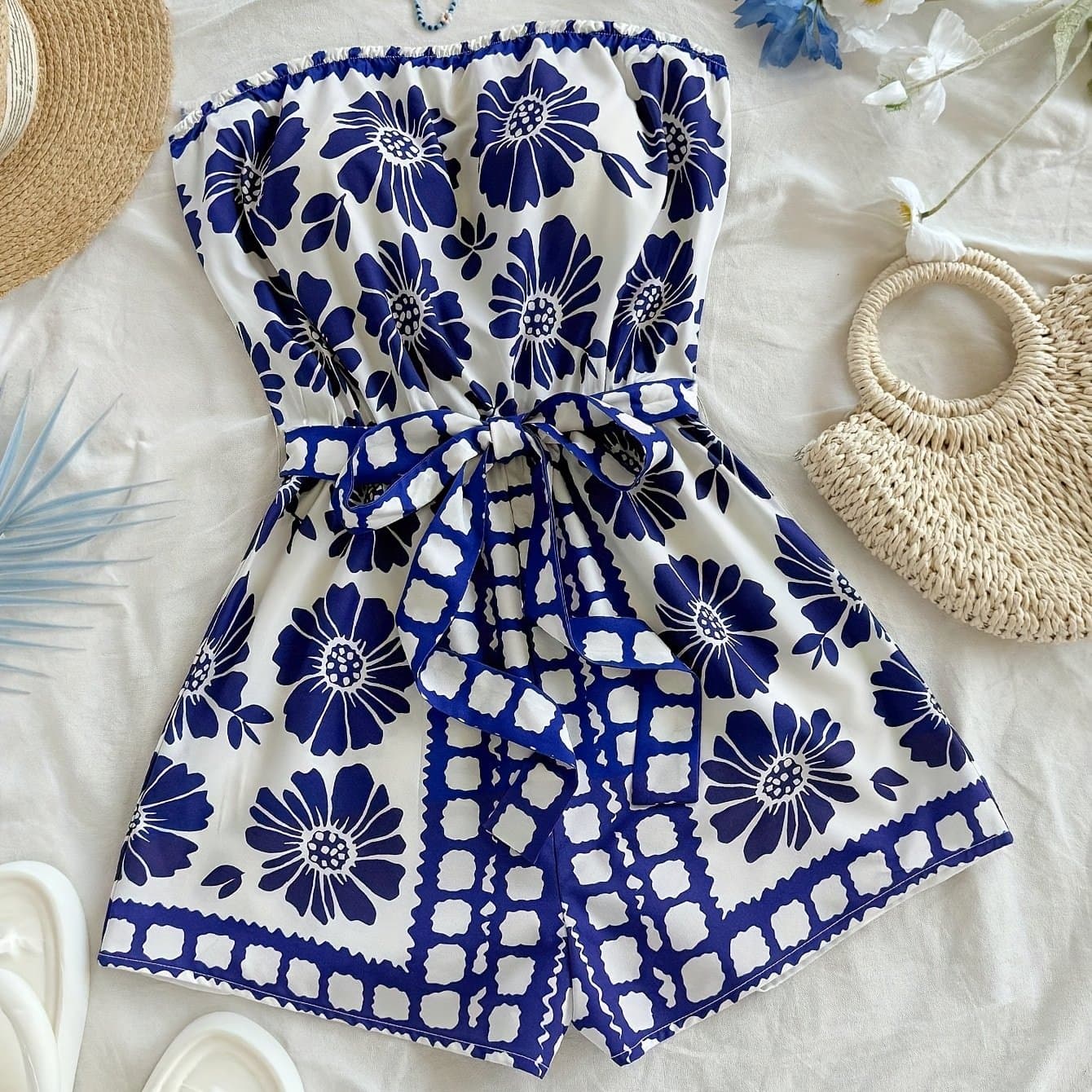 TEMU A Backless, Printed Strapless Jumpsuit In A For Women