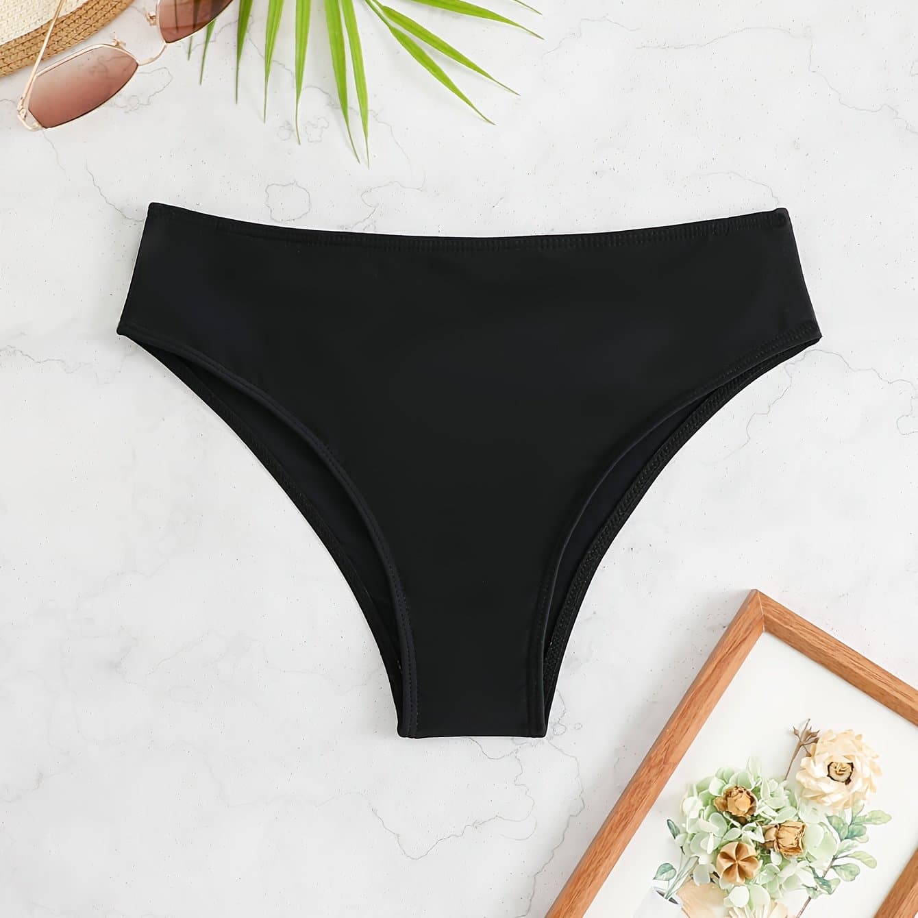 TEMU Luxurious Solid Color Swim Shorts Made From Stretchy Fabric, Designed For Want A Fun And Flirty Look Beach Like Swimming, Diving, And Surfing