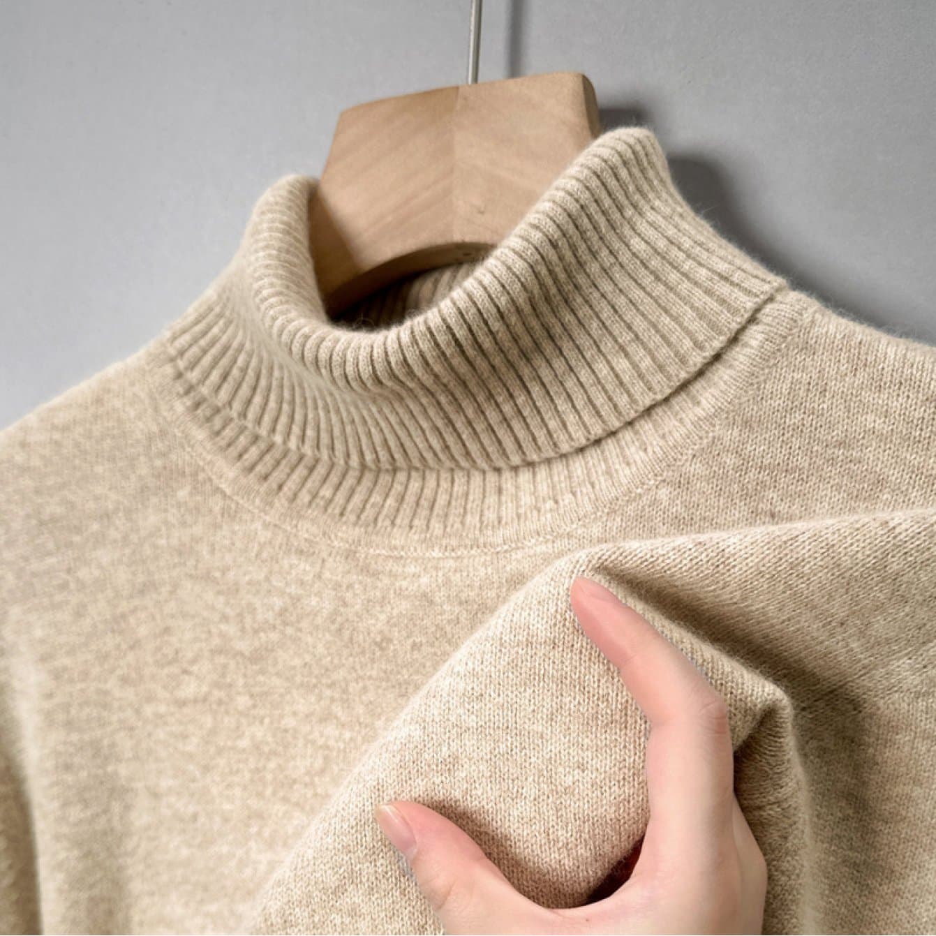 TEMU Men's Turtleneck Sweater For /winter 2025 Season, Featuring A Solid Color Knit Design Ideal For Layering. This Warm Pullover Is A For 2025, Serving As A Thermal Base Layer