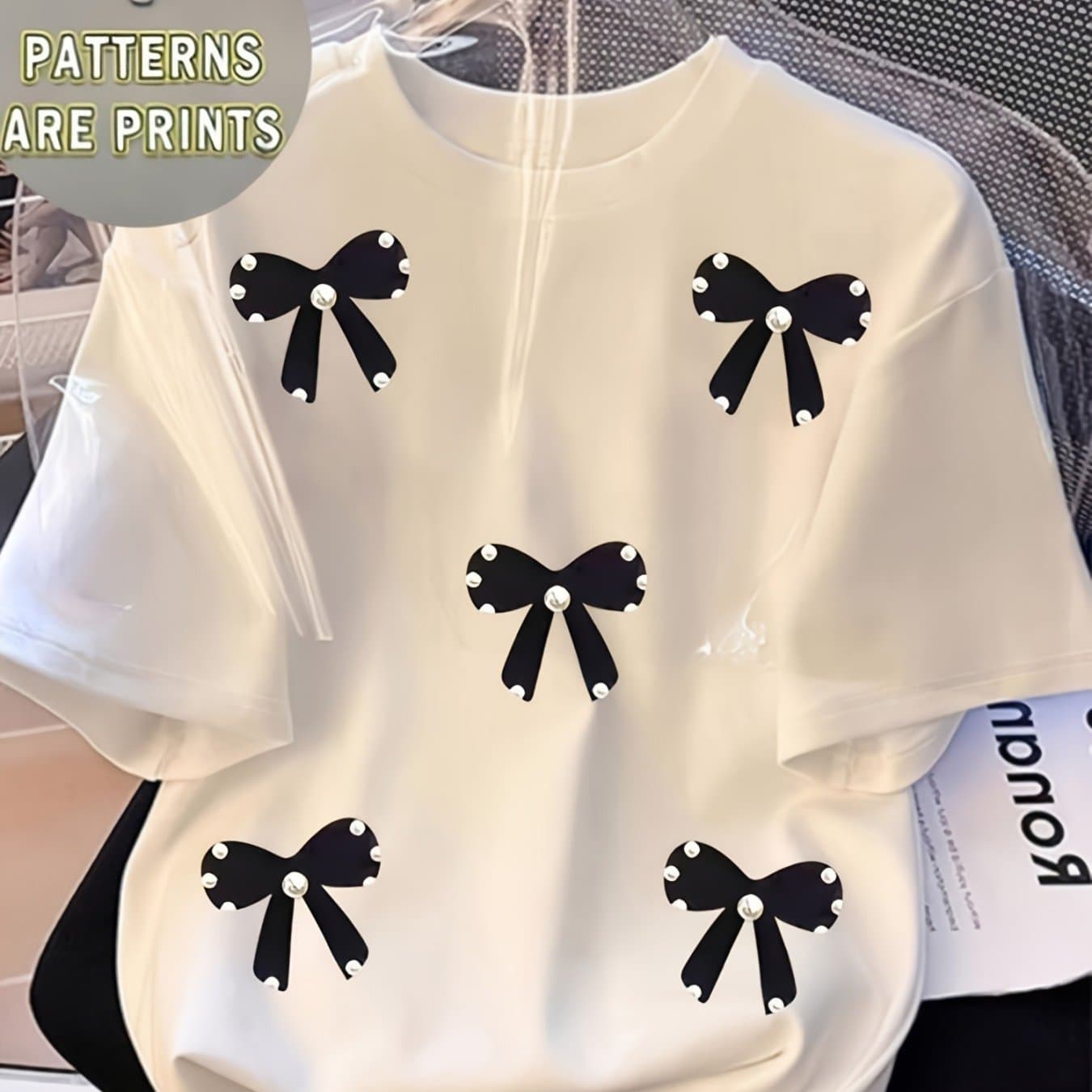 TEMU Black Bow Print Pearl Accent White Short Sleeve T-shirt, Comfortable Casual Top, Multiple Sizes , Perfect For Daily Wear And Weekend Outdoor