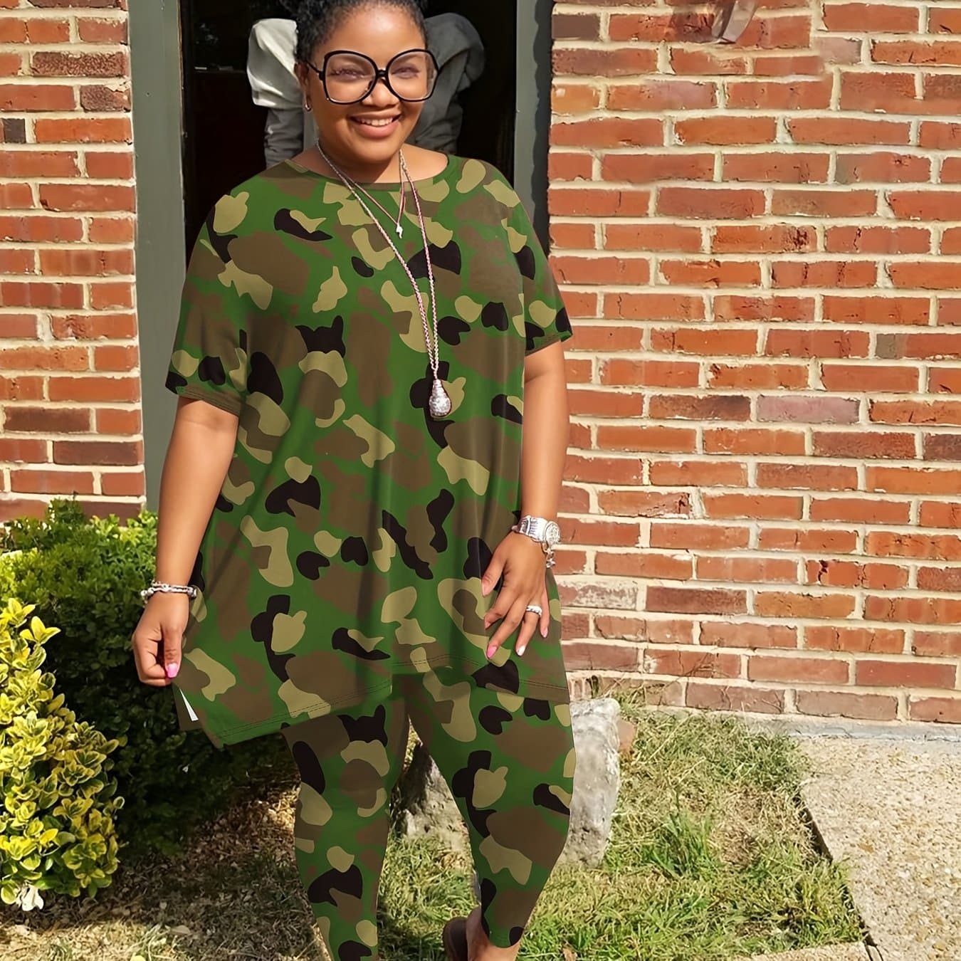 TEMU Plus Size Ladies' Fashion Short-sleeved Trousers Two-piece, Full-body Camouflage Suit, Coat Side Split, Trousers With Pockets, Comfortable And Elastic Ladies' Daily Leisure Suit