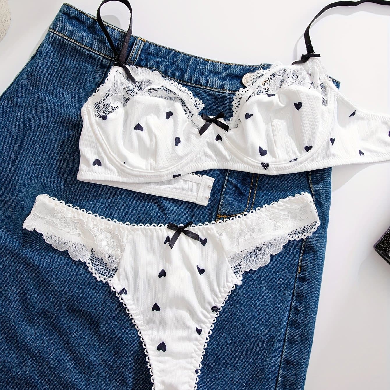TEMU Lace-trimmed Heart-print Bra Set For Women