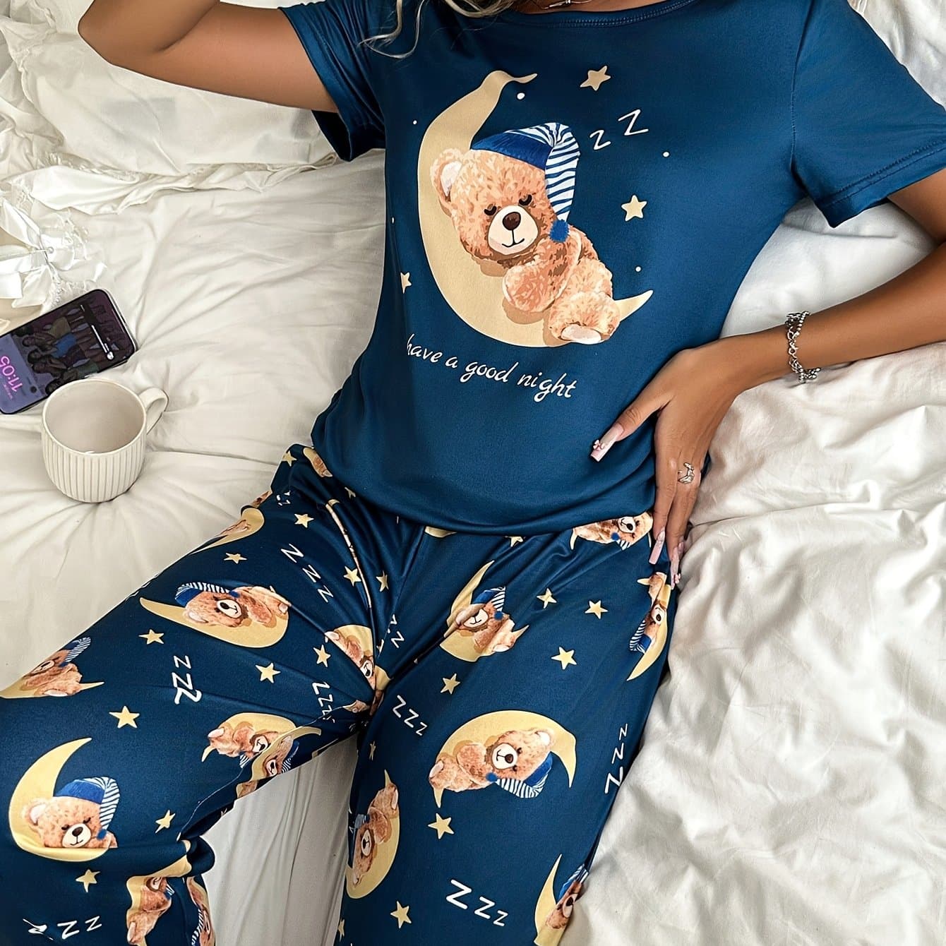 TEMU A Two-piece Pajama Set For Women Featuring A Moon And Bear Print, Including A Comfortable Short-sleeve Top And Matching Long Pants, Designed For Relaxed Wear At Home Throughout The Year