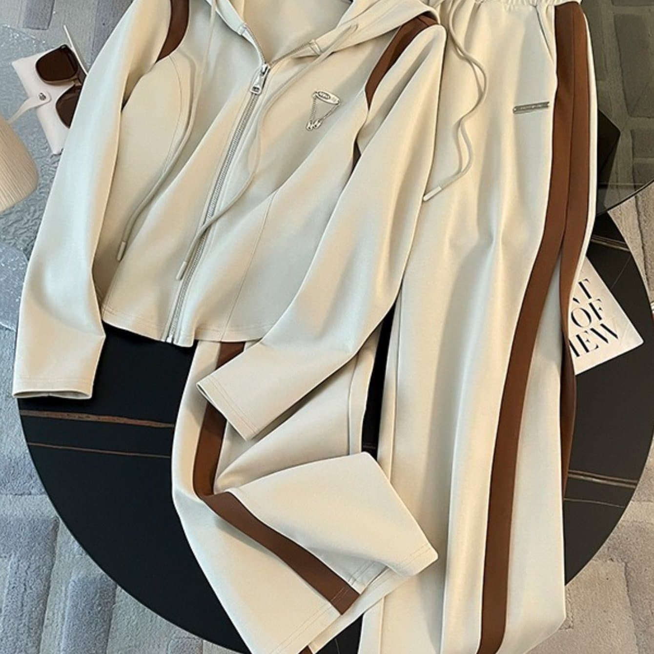 TEMU Women's Autumn European Goods Niche Leisure Suit Slim Fit Thin Hooded Zipper Jacket Wide Leg Pants Two-piece Suit Trendy
