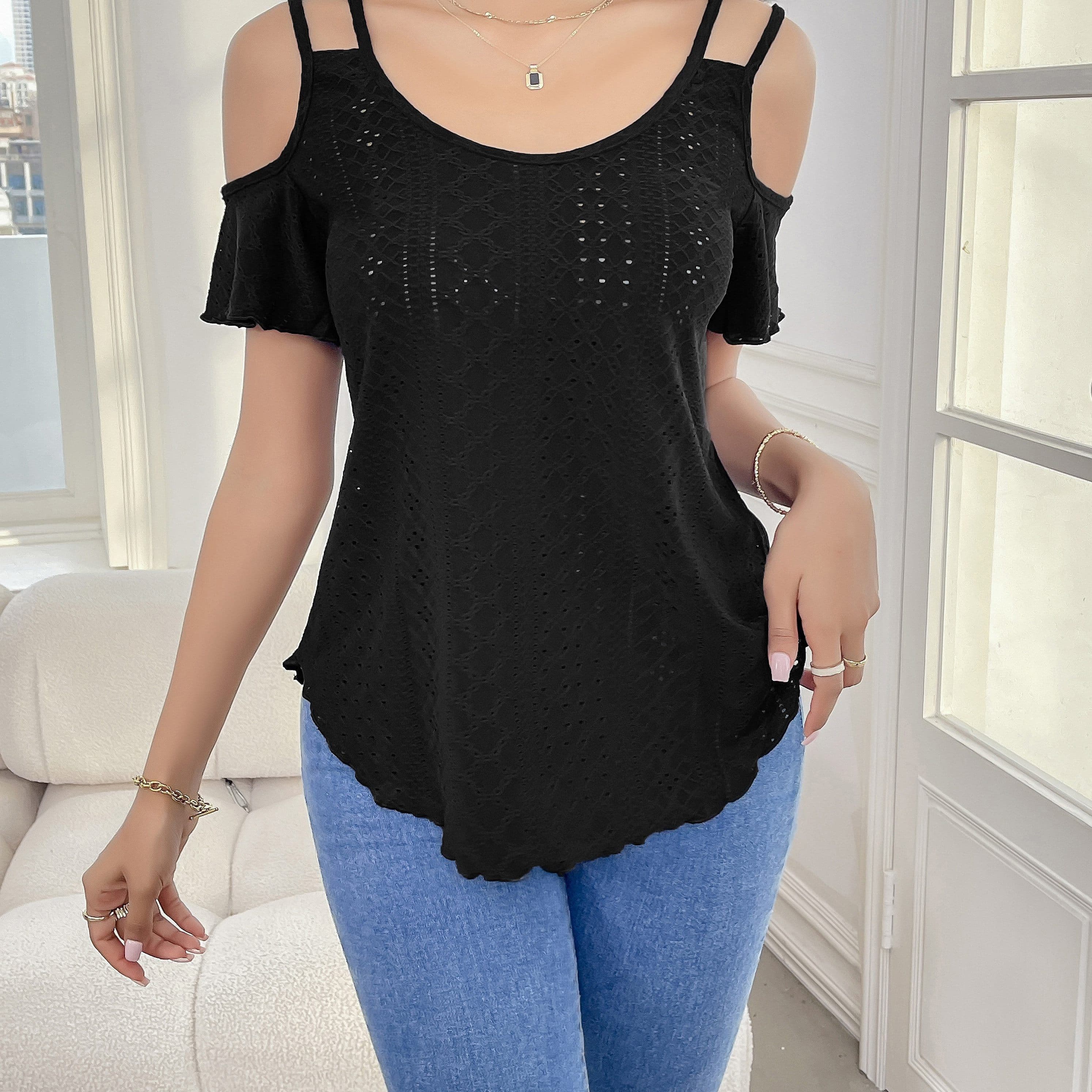 TEMU Directional Embroidered T-shirt With Shoulder Cutouts