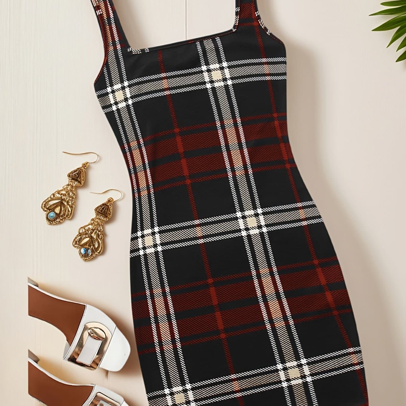 TEMU Fitted Dress With Square Neckline And Checkered Vest