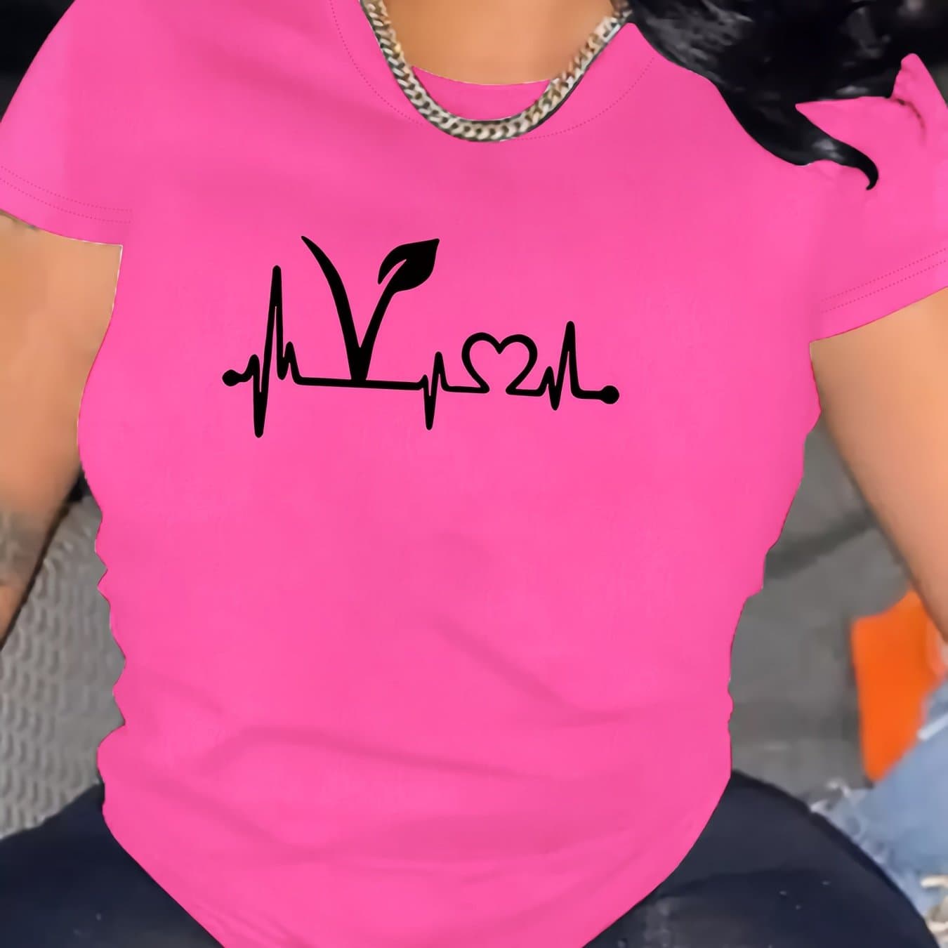TEMU Women's Casual Short Sleeve Round Neck T-shirt - Geometric Heartbeat Letter Print, Breathable Summer Top, Machine Washable Regular Fit Tee For Casual Attire, Ladies T Shirts