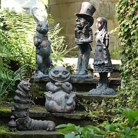 Statue de jardin/patio en résine ornement pays des merveilles figurine alice ensemble de jeu statue de lapin décoration de jardin pays des merveilles