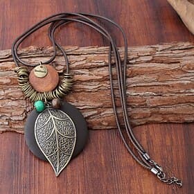 Women's necklace Vintage Outdoor Leaf Necklaces