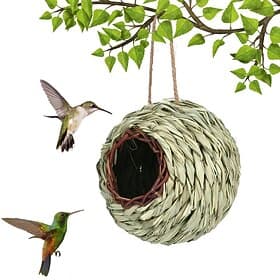 Hummingbird House Hand Woven Bird Nest for Outdoors Hanging, Small Grass Bird Houses for Outside, Natural Fiber Bird Hut Roosting Pocket for Finch Canary Chick