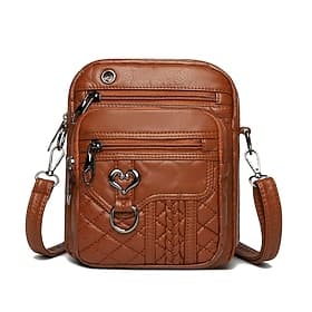 Fashionable Brown Quilted Crossbody Bag for Women – Stylish Faux Leather Shoulder Bag with Heart-Shaped Zipper Pull and Multiple Pockets