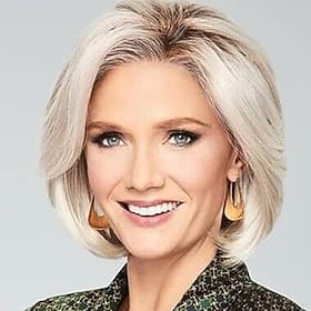 Short Platinum Blonde Wigs for Women Bob Wig Natural Straight Wig Side Part Hair for Daily Party Cosplay