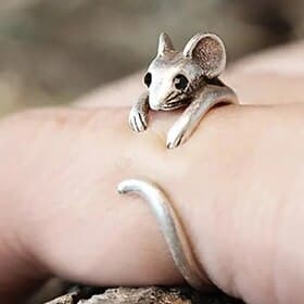 Little Mouse Ring Wrap Around Ring for Women, Adjustable Open Animal Ring, Cute Vintage Rat Design Statement Jewelry Gift for Her