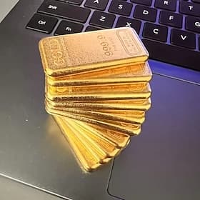 10pcs Gold Bar Replica Ornaments, Solid Metal Mini Gold Ingots for Home Decor, Wealth Symbol Decorations, Ideal Gift for New Year, Christmas, Valentine's Day