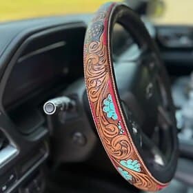 Western Steering Wheel Cover Leather Retro Cowboy Car  Truck Accessory, Universal 15 Inch Anti-Slip Wheel Cover for SUV, Pickup, Comfortable Grip, Easy to Inst