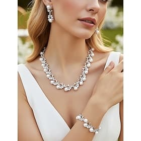 Women's Imitation Pearl Alloy Jewelry Set – 3-Piece Necklace, Bracelet, and Earrings Set, Perfect for Weddings and Special Occasions