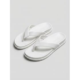 Women's White Cross-Strap Flip Flops – Comfortable Slip-On Sandals with Cushioned Sole for Casual Summer and Beach Wear
