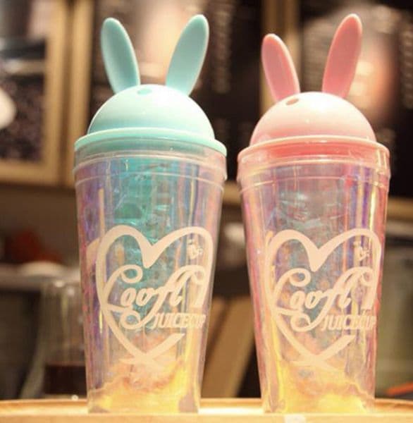 The latest 15.5OZ Drinkware summer double-layer plastic crushed ice straw cup is refreshing and cooling quickly, supports custom logo