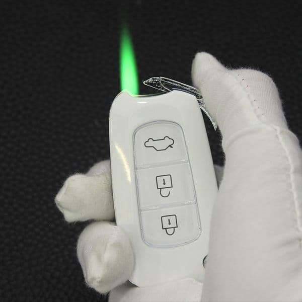 2020 New Torch Turbo Jet Lighter Butane Gas Iated Cigar Creative Car Key Lighter Cigarette Metal Green Fire Windproof Lighter