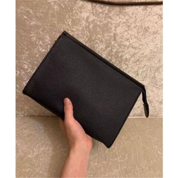 2022 New Travel Toiletry Pouch 26 cm Protection Makeup Clutch Women Leather Waterproof 19 cm designer Cosmetic Bags For Women fashion