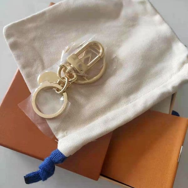 Keychain RT01A Key Chain fashion key chain Men Women Souvenirs Car Bag Keychain with box em641