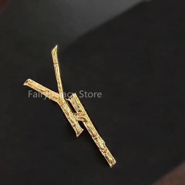 Fashion High quality Luxury Designer Men Women Pins Brooches Gold Letter Brooch Pin Suit Dress Pins for Party Nice Gift
