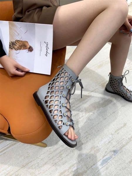 Newest Summer D-Trap Sandal Women Openwork Mesh Effect Fashion Flat Grey Matte Calfskin Thick leather Sole Rear Zipper Fastening Sandals