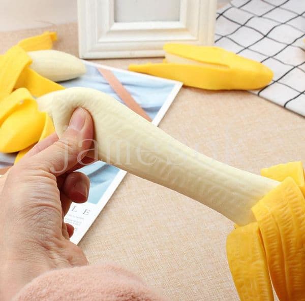 Party Favor Banana Squishy Decompression Toys Funny Squeeze Antistress Novelty Fidget Toy Stress Relief Venting Joking DD404
