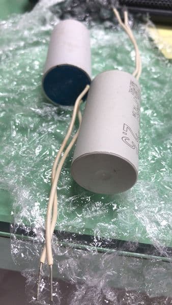 New imported 2PCS MD MKP 2.5UF1.5UFN 2UF 400VAC motor running capacitor